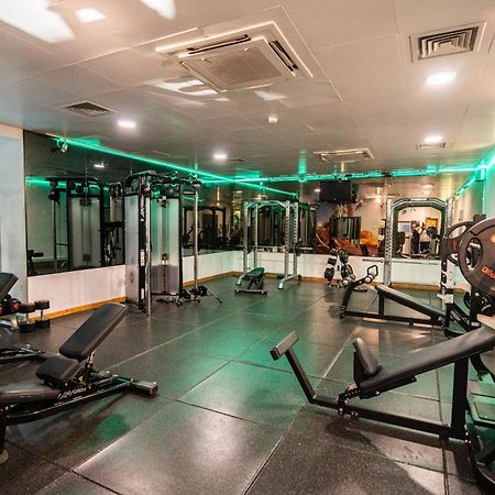 Отель Kents Hill Park Training & Conference Centre Милтон-Кейнс Экстерьер фото