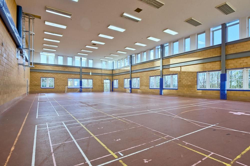 Отель Kents Hill Park Training & Conference Centre Милтон-Кейнс Экстерьер фото