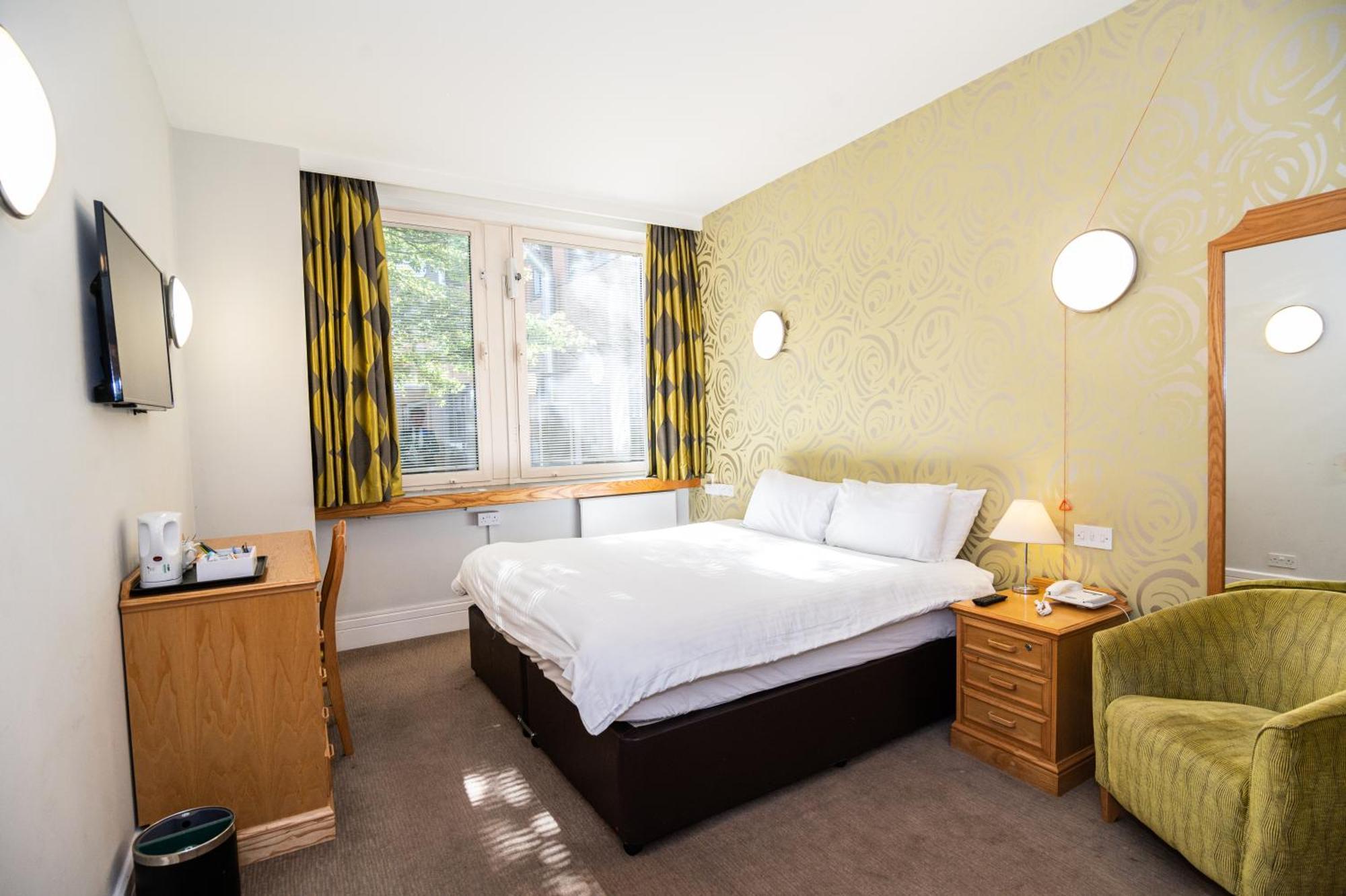 Отель Kents Hill Park Training & Conference Centre Милтон-Кейнс Экстерьер фото