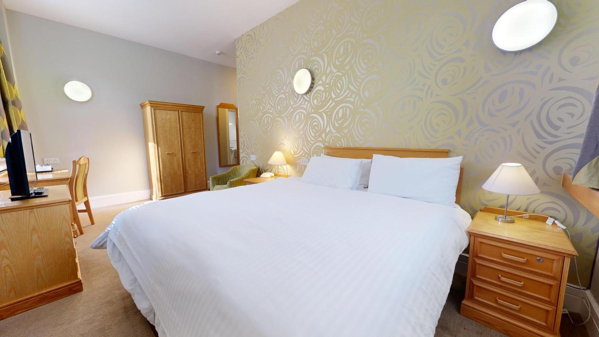 Отель Kents Hill Park Training & Conference Centre Милтон-Кейнс Экстерьер фото