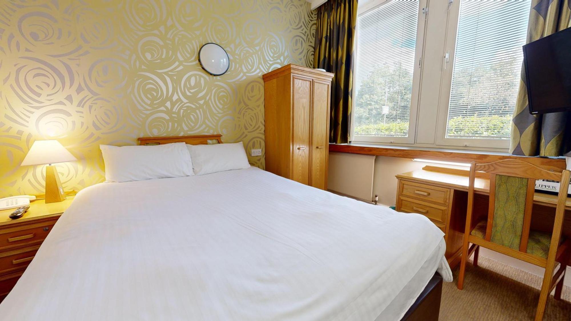 Отель Kents Hill Park Training & Conference Centre Милтон-Кейнс Экстерьер фото