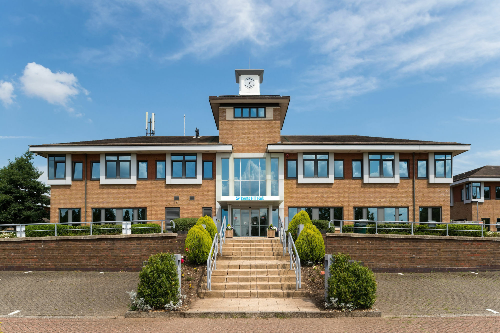 Отель Kents Hill Park Training & Conference Centre Милтон-Кейнс Экстерьер фото