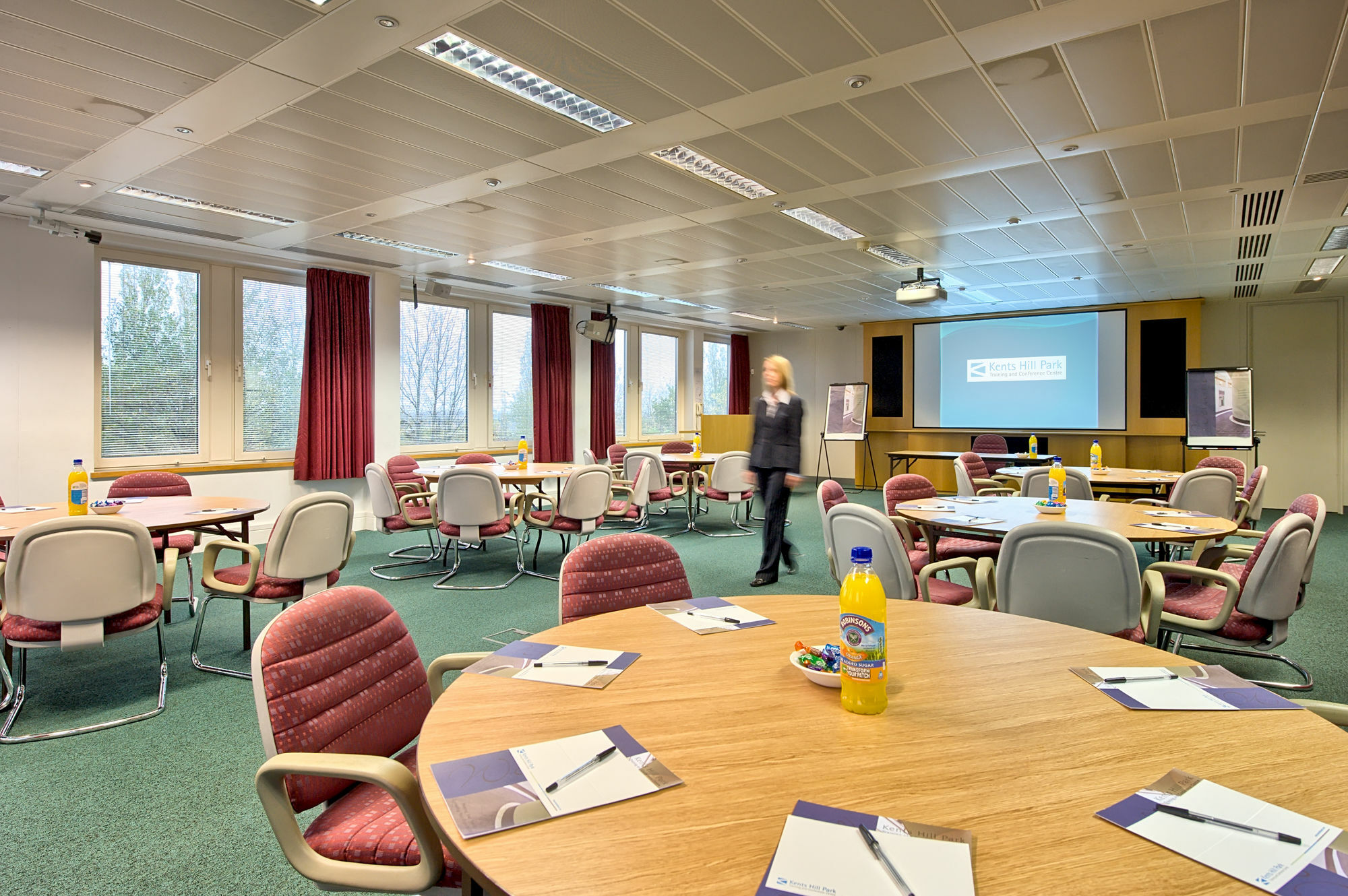 Отель Kents Hill Park Training & Conference Centre Милтон-Кейнс Экстерьер фото